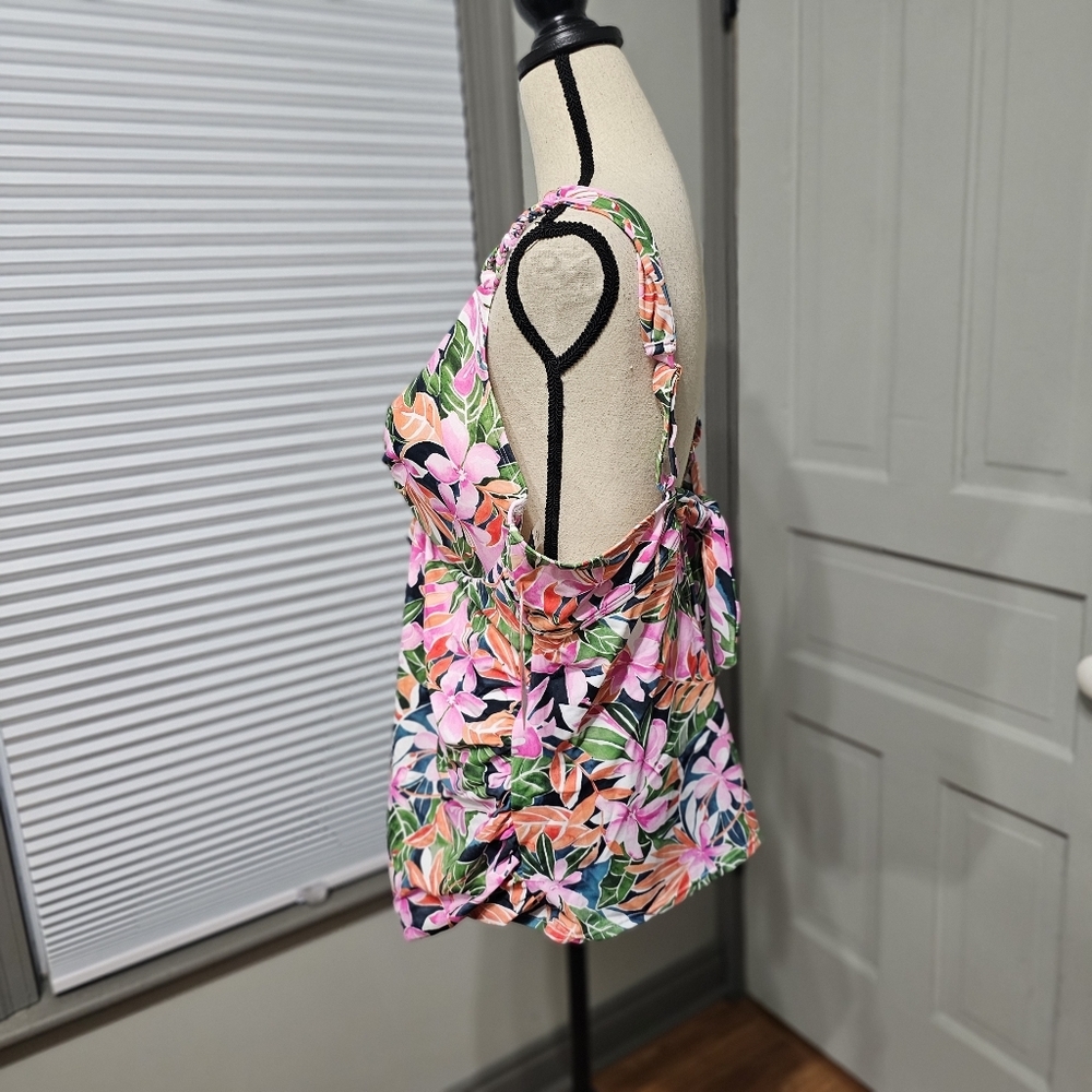 Swimsuits For All Tropical Floral Tummy Shaper Tankini - Picture 4 of 6